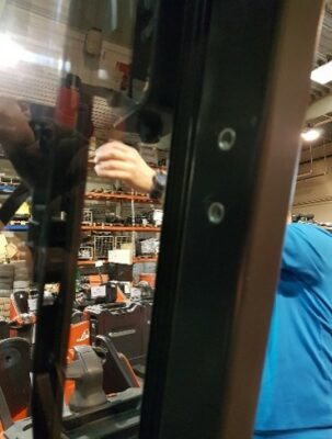 Zestaw montażowy RAM Mounts do instalacji akcesoriów magazynowych